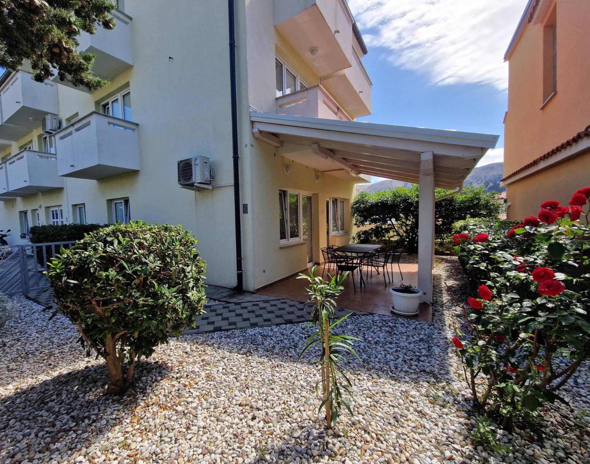 Villa Aquarium Baska  Exterior photo